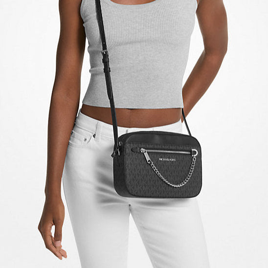 Michael Kors Bolso bandolera grande con logotipo Jet Set (Negro)