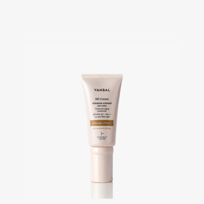 Hidratante Antiedad con Color BB Cream SPF30