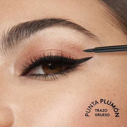 Delineador Líquido Punta Plumón Eye PRO