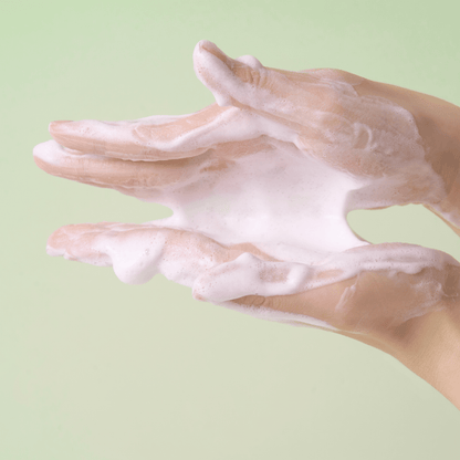 Skin1004 Limpiador facial Espuma Tea-Trica BHA